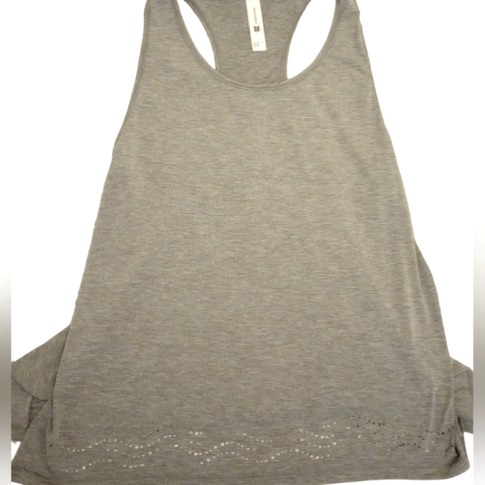 Sleeveless workout top